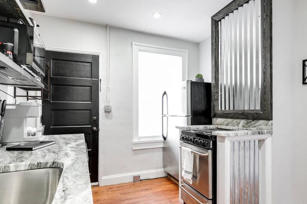 Апартаменты Charming, Happy 1-Bed Oasis: Rva Retreat Awaits! Ричмонд Экстерьер фото